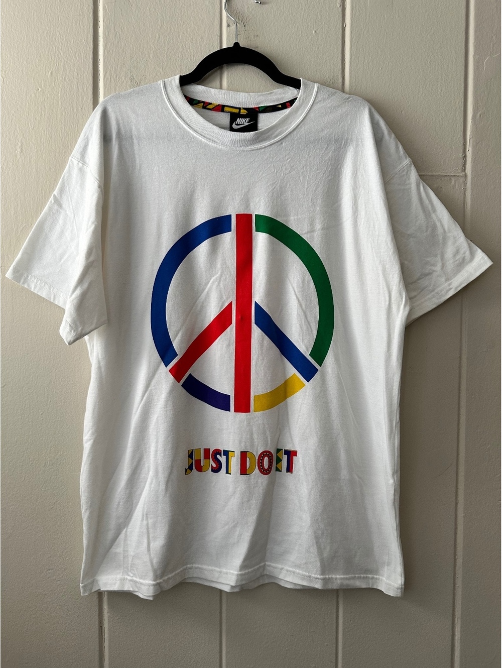 Nike Mens Peace Sign T Shirt Tee Size M White Just Do It Gel Playground Tee VGUC